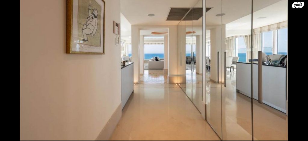 דירה, רציף הרברט סמואל, כרם התימנים, תל אביב יפו