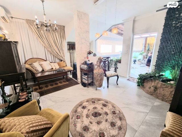 גג/ פנטהאוז, המעיין, ארלוזורוב, גבעתיים