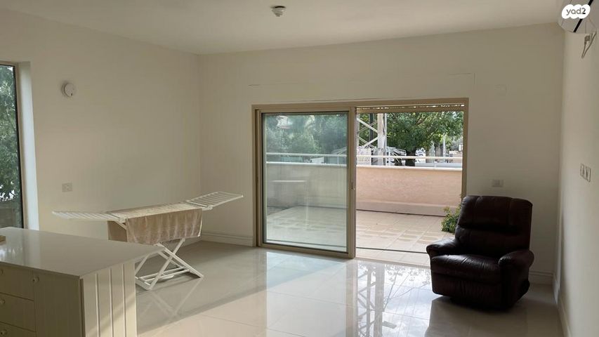 דו משפחתי, רמת ישי