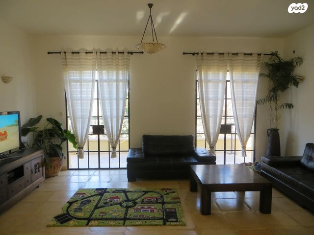 בית פרטי/ קוטג', עלי זהב, עלי זהב