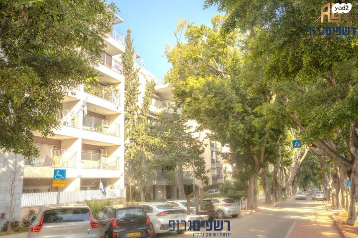 גג/ פנטהאוז, רוטשילד, פועלים ד, כפר סבא