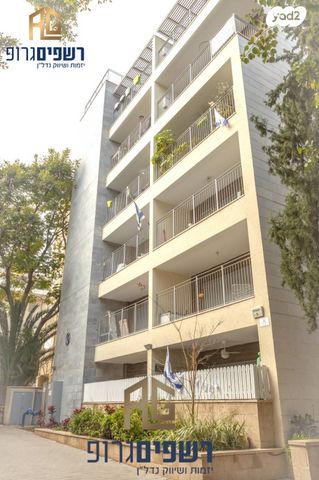 גג/ פנטהאוז, רוטשילד, פועלים ד, כפר סבא