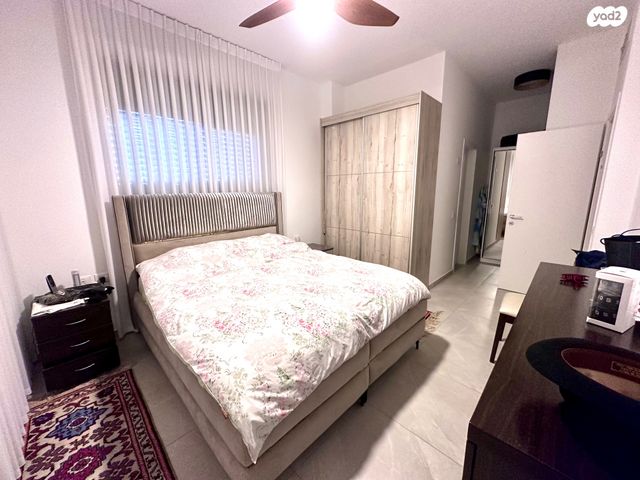 דירת גן, סשה ארגוב, נווה זמר, רעננה