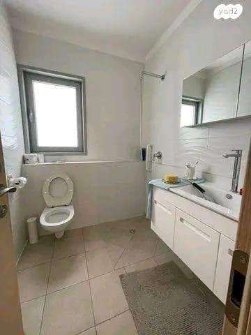 דירה, ראובן ברקת, קרית אילון, חולון