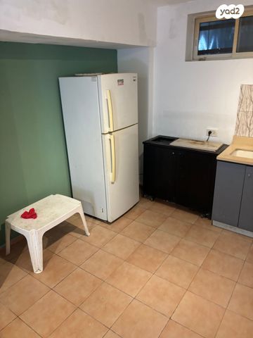 דירה, השלום, הרצליה, חיפה