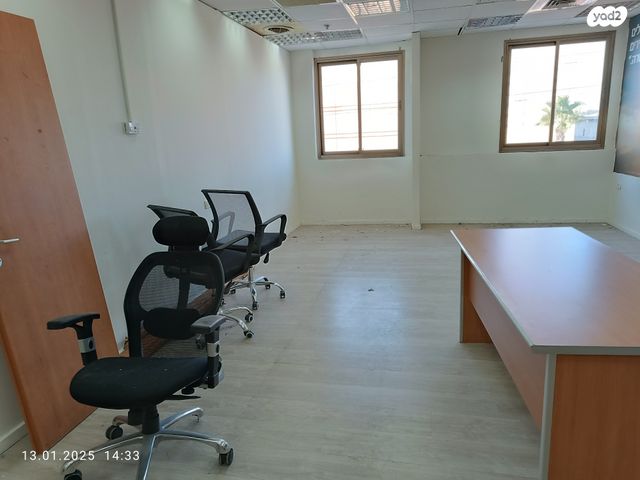 משרדים, שדרות ההסתדרות, צ'ק פוסט, מכון טיהור, מפרץ חיפה, חיפה