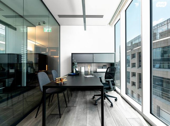 משרדים, דרך מנחם בגין, תל אביב יפו