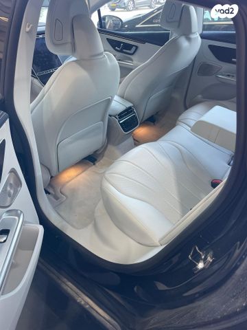 מרצדס-בנץ EQE