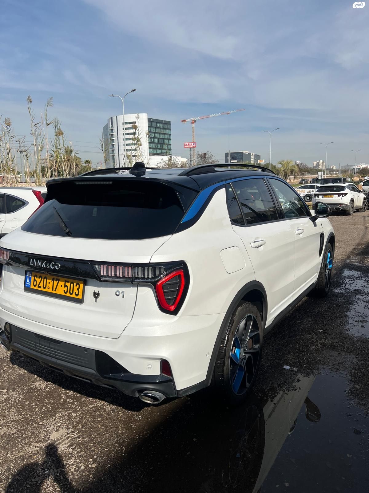 מודעת רכב לינק אנד קו 01