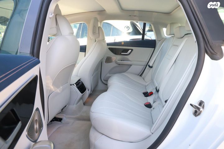 מרצדס-בנץ EQE