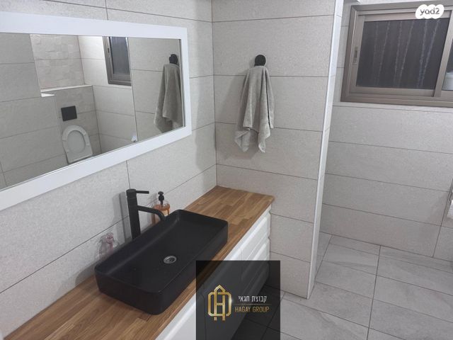 דירה, אחד העם 1, המרכז האזרחי, רמלה