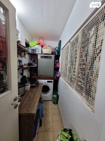 דירה, דרך מצדה 230, שכונה י"א, באר שבע