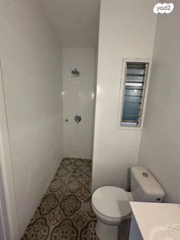 דו משפחתי, גבעת אלונים, כפר יונה