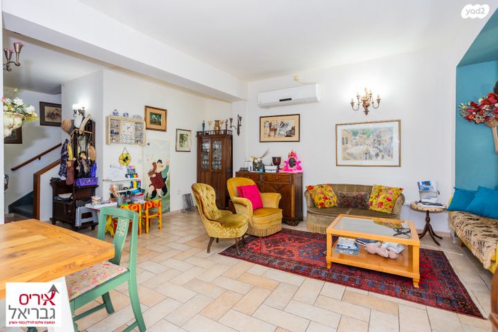 בית פרטי/ קוטג', שיכון עממי, הוד השרון