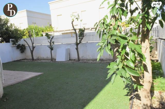 דו משפחתי, הזית, פרדסיה, פרדסיה