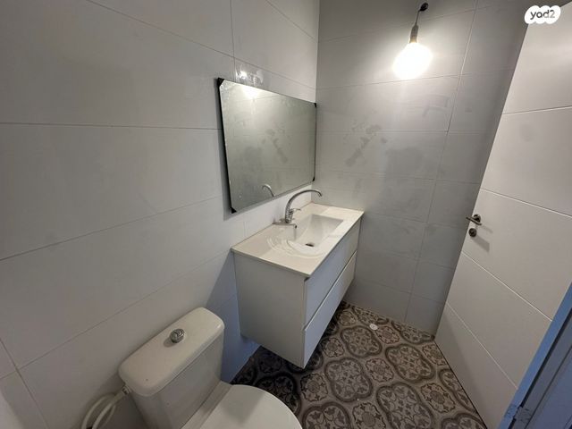 דו משפחתי, גבעת אלונים, כפר יונה