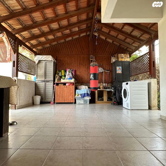 דו משפחתי, עורב, מעוף, ערד