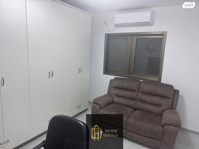 דירה, אחד העם 1, המרכז האזרחי, רמלה