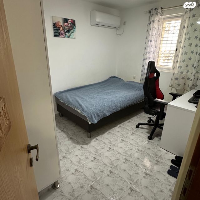 דו משפחתי, עורב, מעוף, ערד