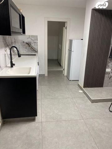 דירת גן, בעלי התוספות, שכונה ד', באר שבע