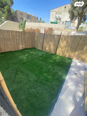 דירת גן, בעלי התוספות, שכונה ד', באר שבע