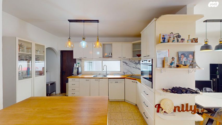 בית פרטי/ קוטג', מנחם סבידור, רמת פולג, נתניה