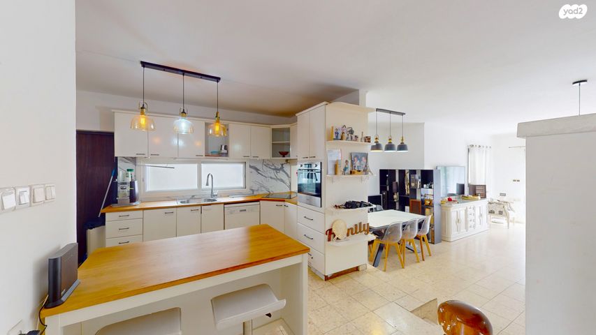 בית פרטי/ קוטג', מנחם סבידור, רמת פולג, נתניה