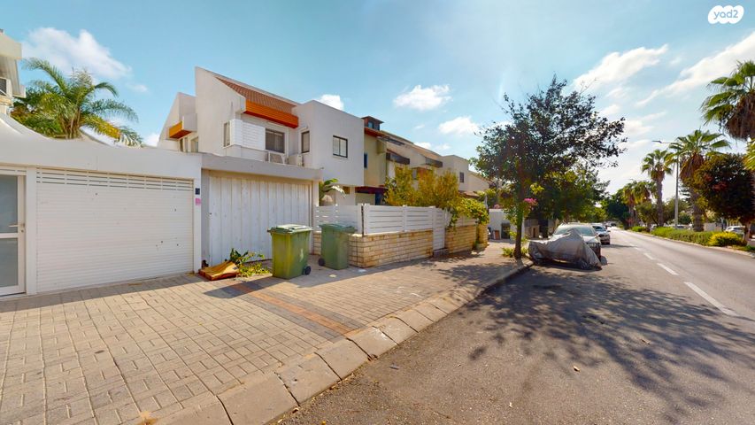 בית פרטי/ קוטג', מנחם סבידור, רמת פולג, נתניה