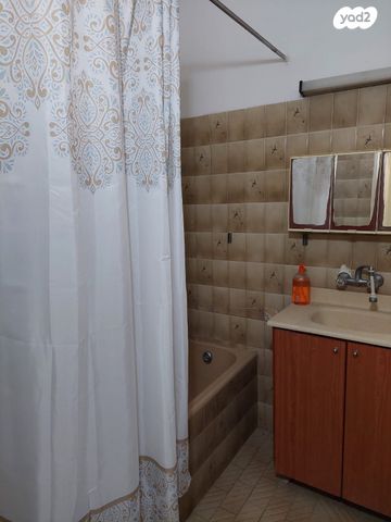 בית פרטי/ קוטג', גבעת נשר, נשר