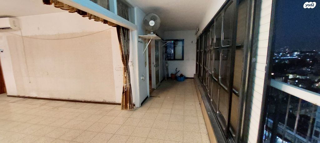 דירה, שדרות העצמאות 67, הגבול רוטשילד, בת ים