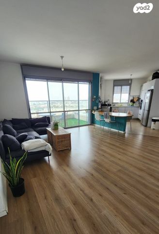 דרך המשחררים 16