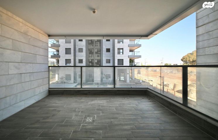 דירה, חיה רוזנטל-חביליו, נוריות, ראשון לציון