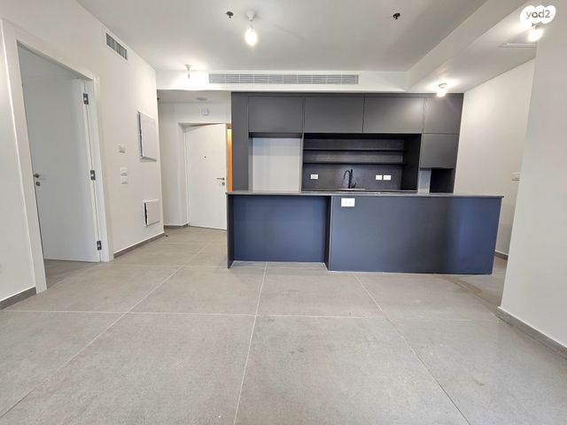 דירה, ויסוצקי 8, הצפון החדש - כיכר המדינה, תל אביב יפו