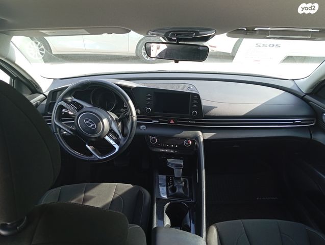 יונדאי אלנטרה