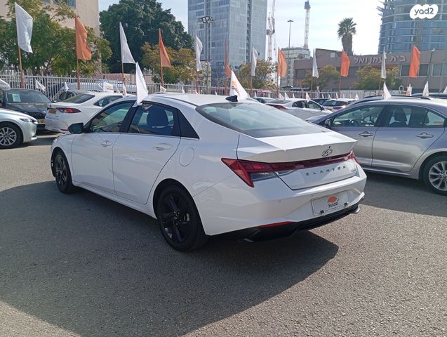 יונדאי אלנטרה