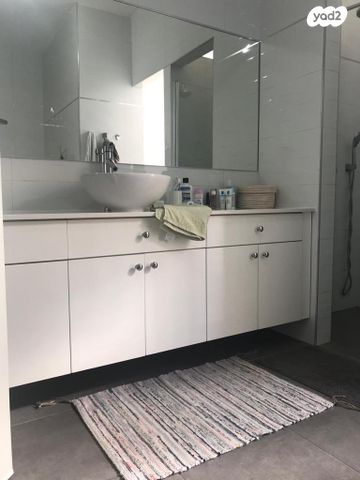 דירה, הנגב 11, מרכז העיר דרום, נתניה