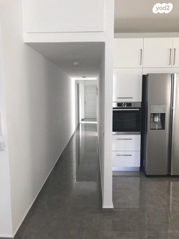 דירה, הנגב 11, מרכז העיר דרום, נתניה