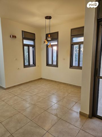 בית פרטי/ קוטג', בארי 14, שאר העיר, מיתר / כרמית