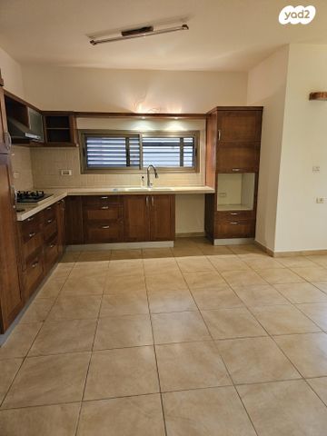 בית פרטי/ קוטג', בארי 14, שאר העיר, מיתר / כרמית