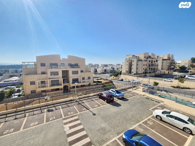 דירה, רימון, החורש, חריש