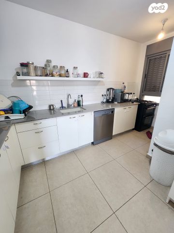 דירה, רימון, החורש, חריש