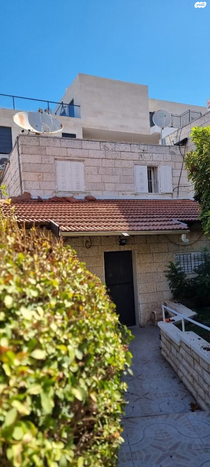 מעוז ציון ב'