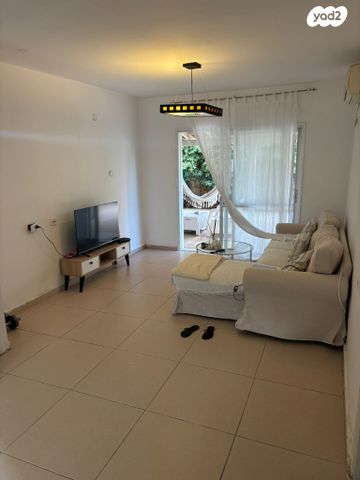 דירת גן, גפנוביץ 8, חדרה