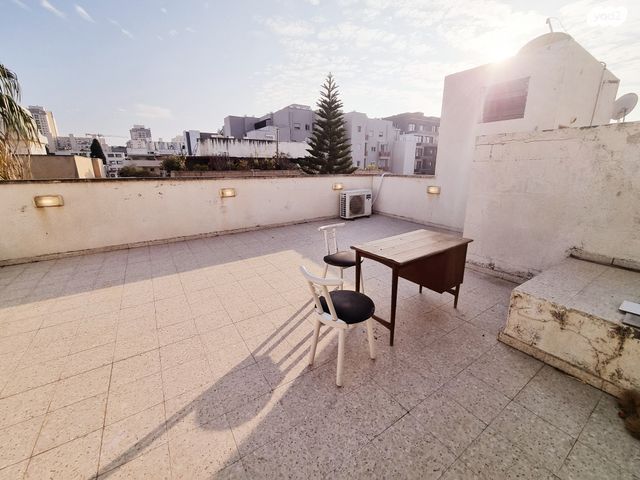 גג/ פנטהאוז, ארלוזורוב, ארלוזורוב, גבעתיים