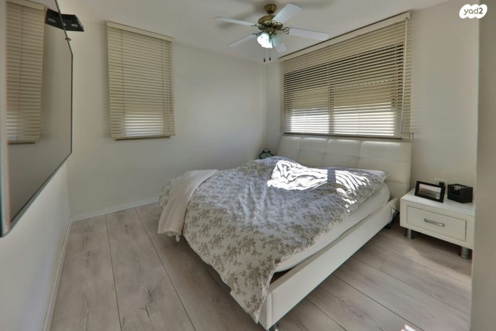 גג/ פנטהאוז, פייר אוגוסט רנואר, גבעת טל, קרית אתא