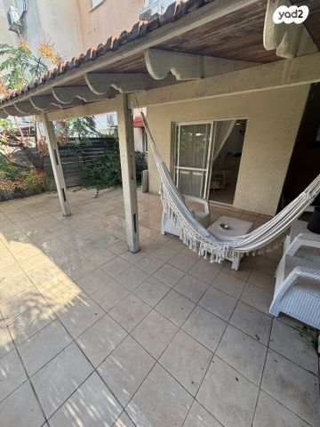 דירת גן, גפנוביץ 8, חדרה