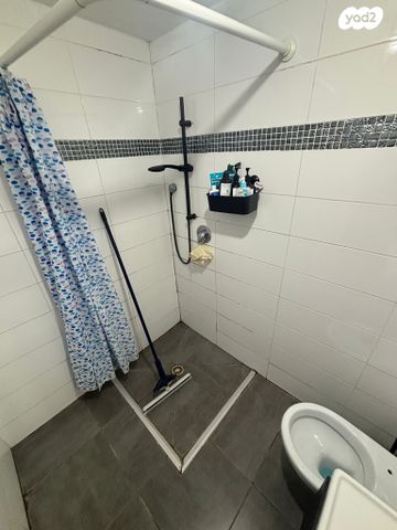 דירת גן, גפנוביץ 8, חדרה