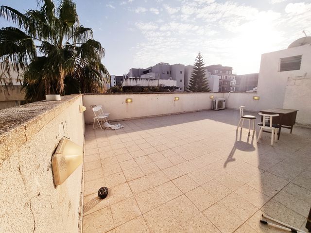 גג/ פנטהאוז, ארלוזורוב, ארלוזורוב, גבעתיים