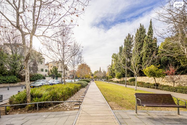 גג/ פנטהאוז, דרך הרכבת, עמק רפאים, המושבה הגרמנית, ירושלים