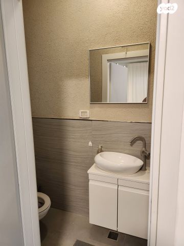 דו משפחתי, כפר אלדד